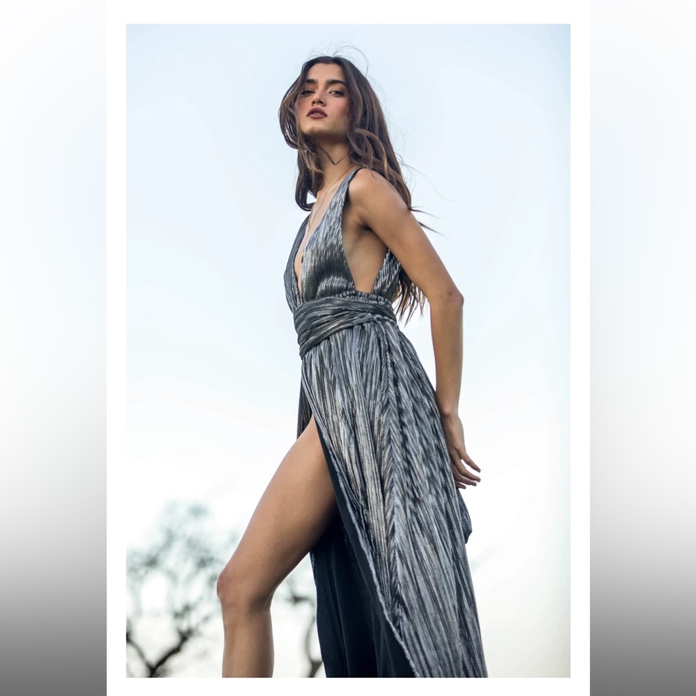 Brand new Jen’s Pirate Booty Elixir Maxi Dress Silver Metallic Small